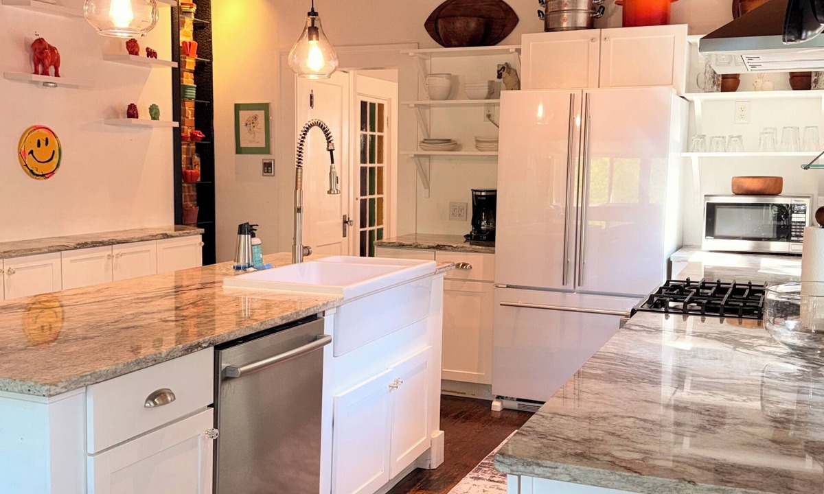 Fort Worth Cultural District House | Charming 1920s Home Steps to Dickies/Museums/Will Rogers/Cultural Dist 5m to DT