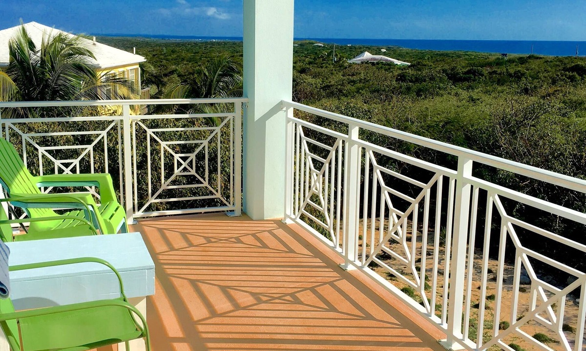 Gregory Town House | Cloudbreak Bahamas Villa, The Highest Ocean and Island View at Surfer's Beach