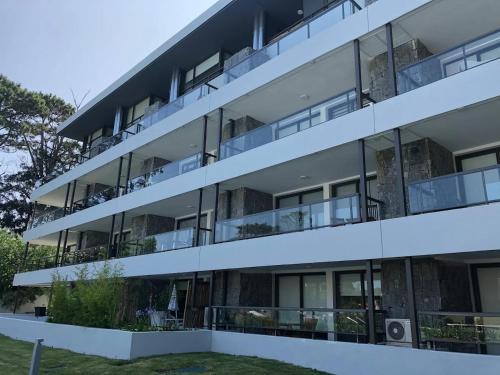 San Rafael Apartment | Edificio Unique 1 Dormitorio y Medio