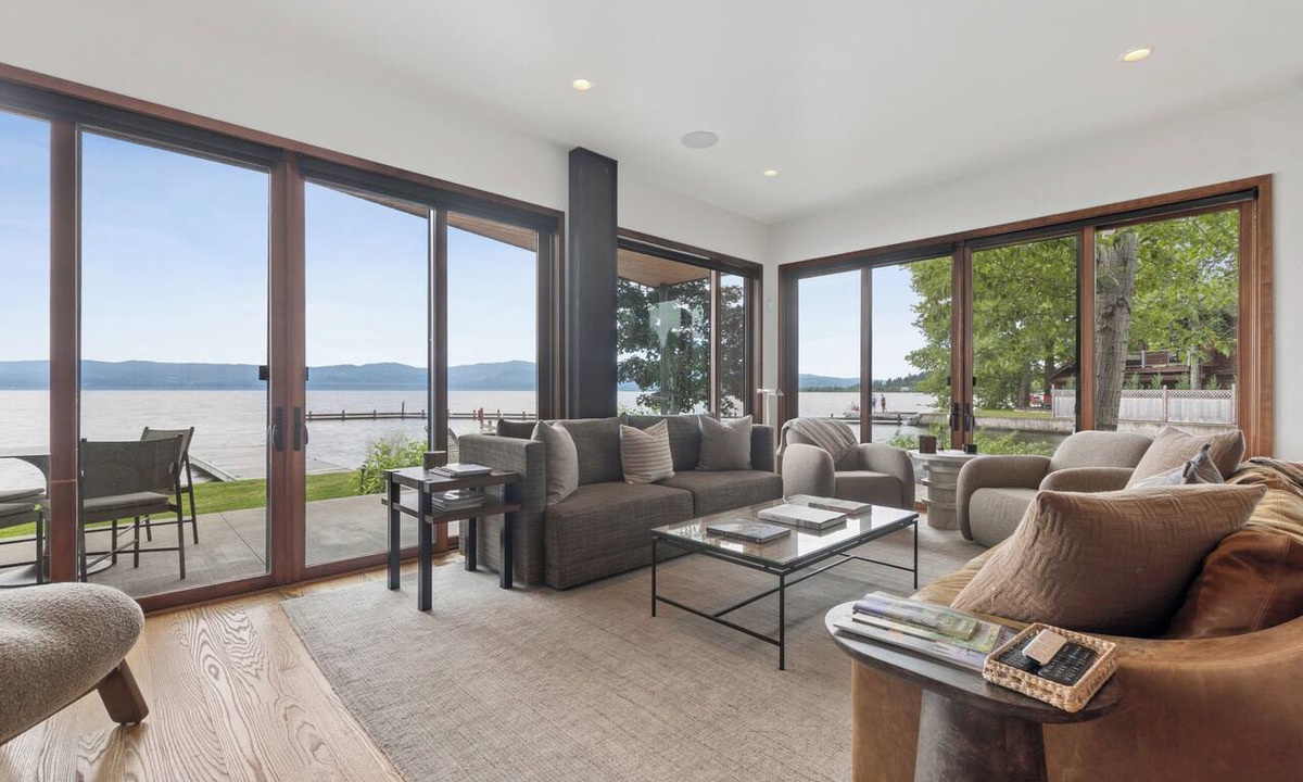 Bigfork House | Lakeside Retreat with Firepit and Boat Dock