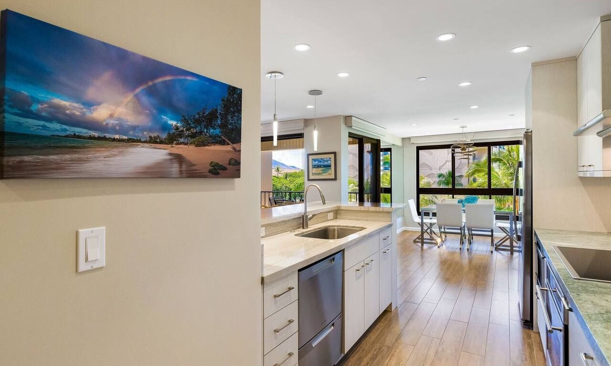 Kaanapali Condo | Maui Resort Rentals: Kaanapali Ali'i 362 - Elegantly Remodeled 6th Floor 2BR w/Ocean AND Mountain Views!