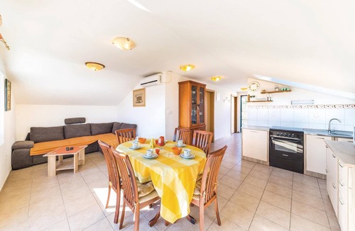 Seget Vranjica Apartment | 2 bedroom beautiful apartment in Seget Vranjica