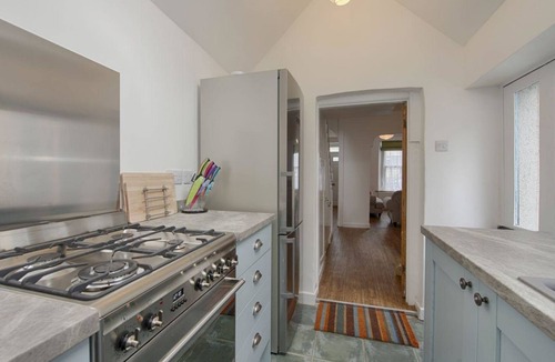 Watchet Cottage | ANCHORAGE, country holiday cottage, with a garden in Watchet
