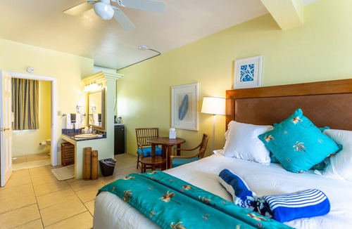 West End Hotel | Beachfront King