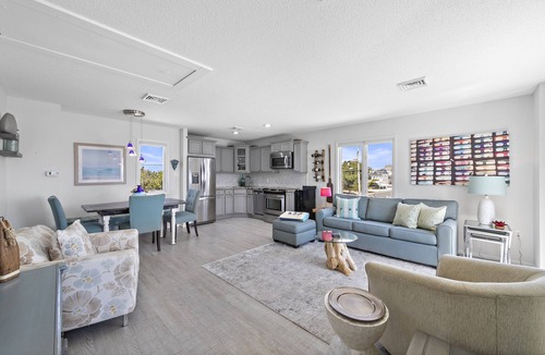 Beach Haven Condo | Beautiful Oceanfront Condo located on the beach with our own heated pool