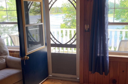 Shemogue Cottage | Cozy Waterfront Cottage on the Tidnish River