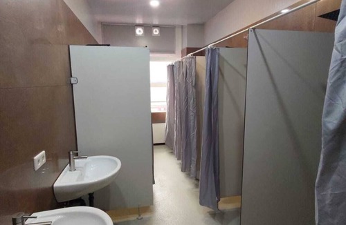 Trudering-Riem House | Dormitory-Shared Bathroom