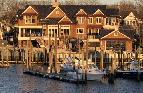 Belmar House | Fantastic Riverfront-bring your boat, jet ski and sunscreen!