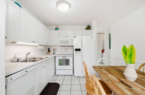 Kahuku House | Hale Niu ~ Coconut House