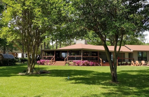 Mabank House | Lakehouse Retreat With 140' Open Water & Amazing Views - Sleeps 12
