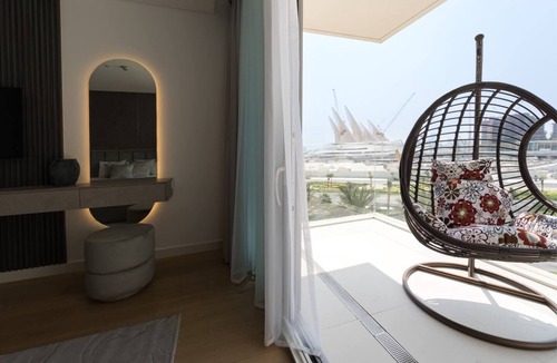 Saadiyat Cultural District Apartment | Luxury 2BR Beachfront Retreat in Mamsha Saadiyat