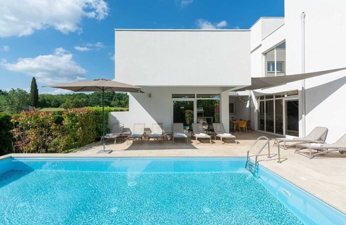Zminj Villa | Modern Villa with Heated Indoor and Outdoor Pool for up to 8 Guests