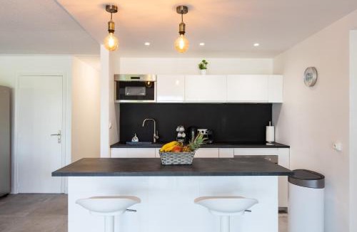 Nettle Bay Apartment | Nettle Bay Beach Villa 2160