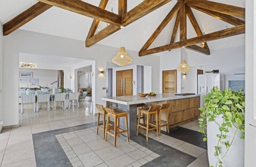 Grand Case Villa | Ocean 5 Happy Bay 6 Bedroom Villa l Stunning Ocean Views l 2 beaches l close to Grand-Case dining