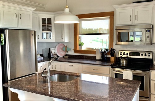 Kingsburg House | Panoramic Ocean Views!
