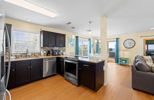 Cape San Blas House | Pineapple Plantation - Gulf view, Family friendly, Private pool, Lots of games & amenities, Pet friendly, Sleeps 10