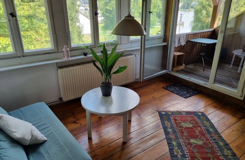 Schlangenluch Apartment | Rooftop loft by the lake, 3klm tesla