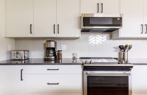 Teepee Town House | Rundleview - Impeccable Design and Private Hot Tub