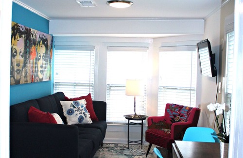 Ocean Grove Apartment | Stylish Beach Apt - 4 Blocks from Beach & 2 Blocks from Downtown Asbury