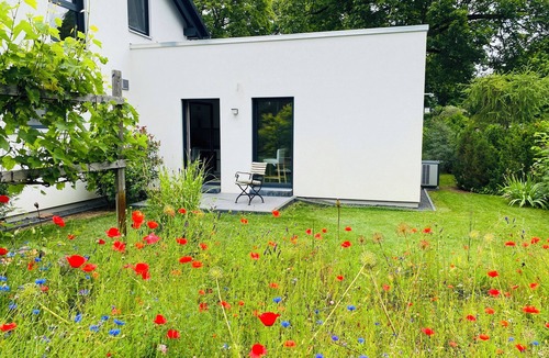 Schoeneiche bei Berlin House | Vacation apartment Berlin city limits - between metropolis and nature