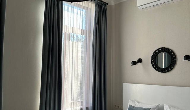 10-room exceptional hotel in delightful Kutaisi center with AC, WiFi.