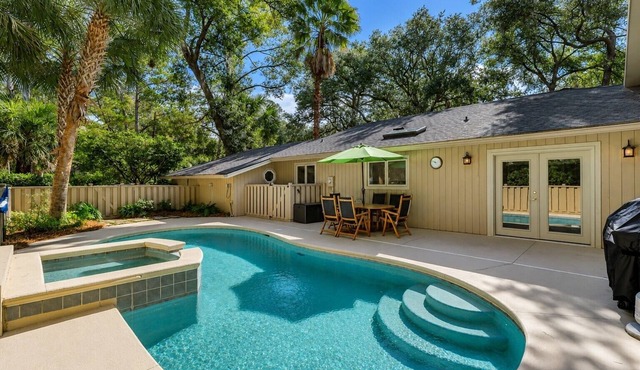 12 Deer Run - Private beach retreat in the heart of Sea Pines!