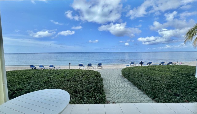1st floor beachfront condo, just steps away from a private beach, beautiful view