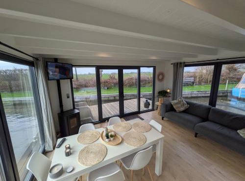 6-pers houseboat Amsterdam