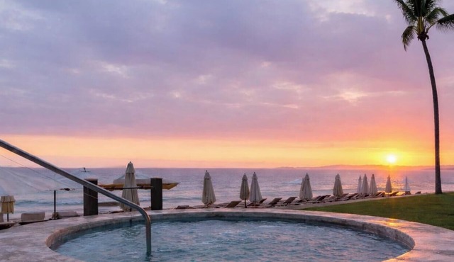 Beachfront Ocean View Condo! Villa La Estancia