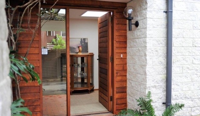 Beautifully presented townhouse