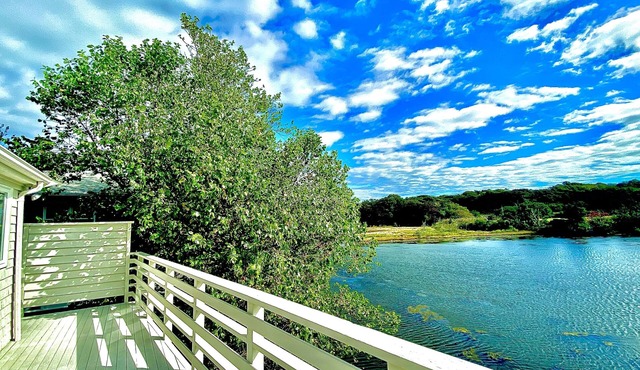 Central Woods Hole Village Waterfront: -25% Off Last Summer Week Jul 10-17!