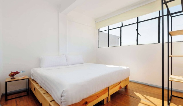 Edificio Aurora | A Historic Downtown Apartment