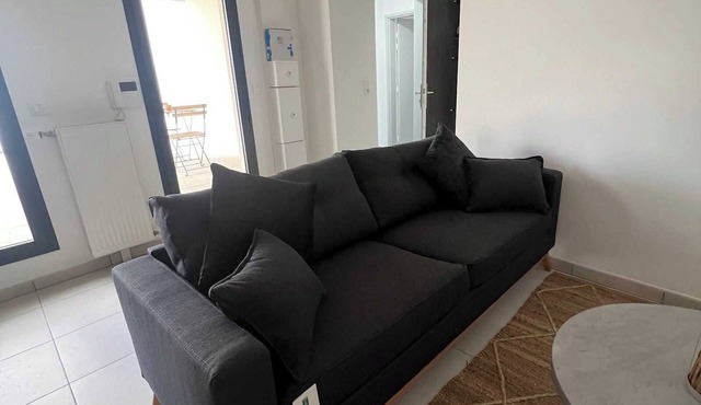 Elegant Appt - 2bdr/6p - Near Paris & La Defense