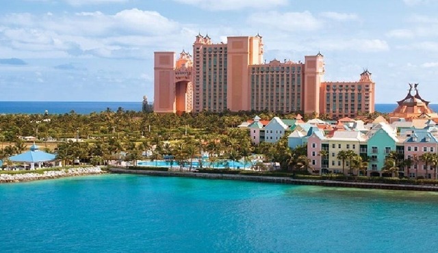 Harborside Atlantis, kitchen, waterpark access wristbands included for 4 guests