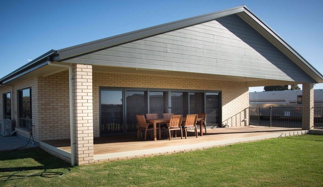 Highview on Victoria is a spacious, superbly appointed holiday home
