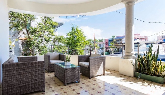 Historic 3BR + Private Terrace · Ocean Park · Steps to Beach & Loíza St