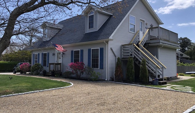 Immaculate Coastal Retreat!