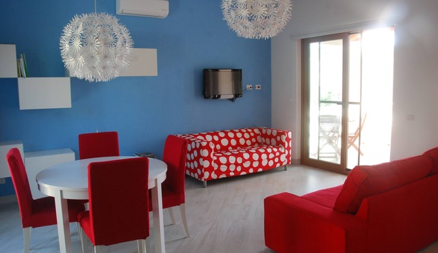In Lipari, Aeolian Islands, 1st floor of a small villa, 2' walk from the beach