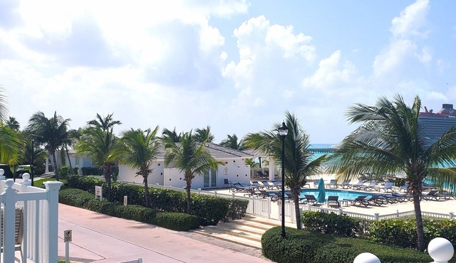 Infinity Poolside - Two story Oceanview 3 Bedrooms/3 Baths