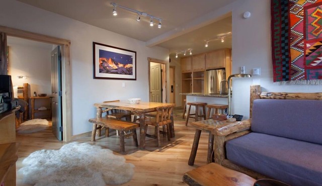 Juniper Springs Lodge #426 - Luxury Ski in Ski out! 2 Bedroom; (End Unit)