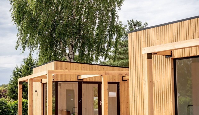 Lodge by Rhine with Stunning Water Views