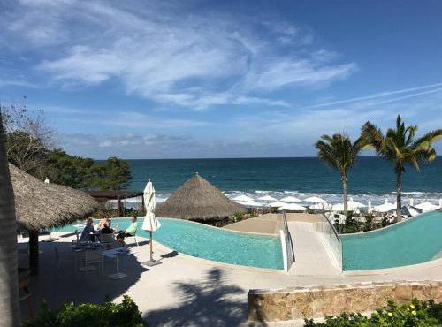 Luxury Modern Punta Mita Condo 3 bdrm, sleeps 8 with Golf access