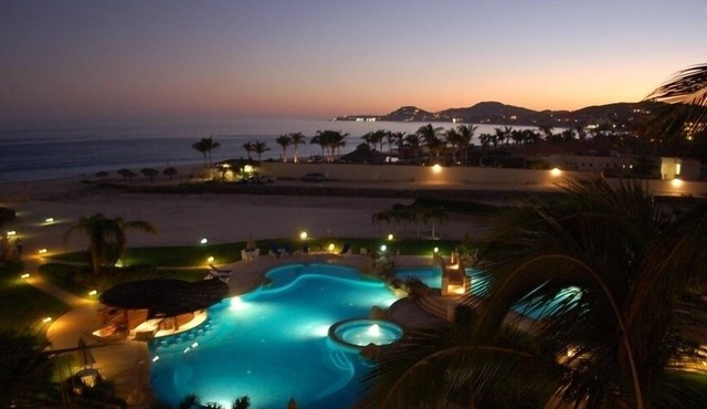 Magnificent Beach Front Mañanitas 2 Bedroom Condo w/Spectacular Views!
