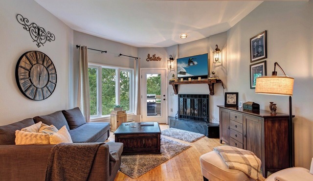 Mountain Modern Condo on EagleVail Golf Course near Vail and Beaver Creek