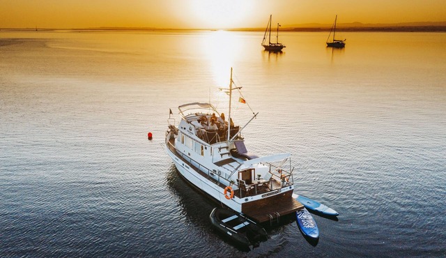 Mulubinba SeaHouse - Barco Hotel