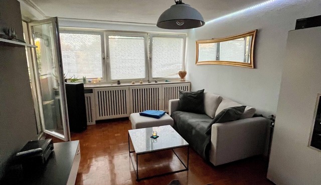 Nice Isar apartment for 2 people in Munich South,near subway line 3 and S-Bahn7