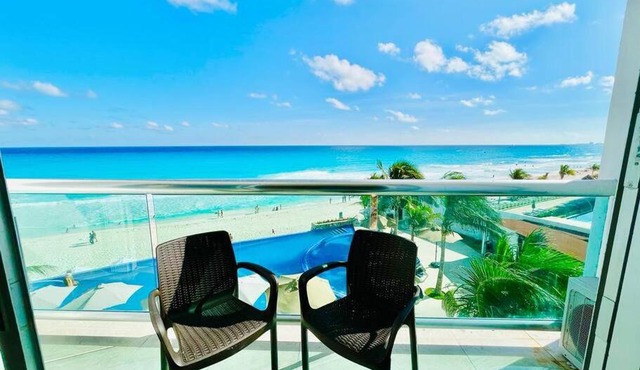 Ocean view suite 2 min walking to Coco Bongo od110