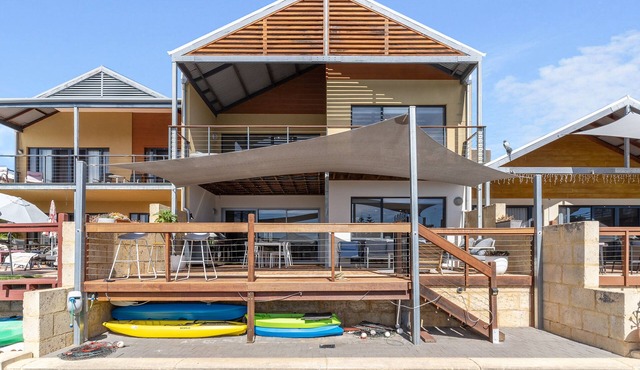 Piccolo Waters - Two story coastal home , Located on the scenic Mandurah canals