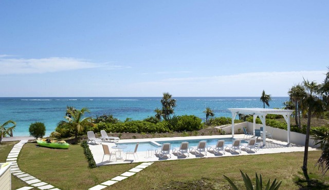 Private Beachfront Estate w/Heated Pool on Pink Sand Beach