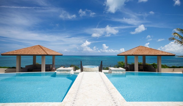 Samsara Villa - Beachfront Escape in Turks & Caicos